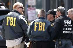 ФБР просить громадян США допомогти в затриманні відправника бомб