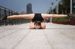 Дівчина-змія. Неймовірні речі, на які здатна надзвичайно гнучка американка