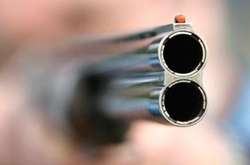 Підозрюваний із мисливської рушниці застрелив свого найманого робітника