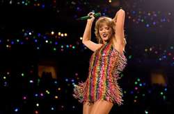  Тейлор Свифт 