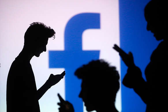 Facebook оштрафован в Великобритании на $644 тыс.