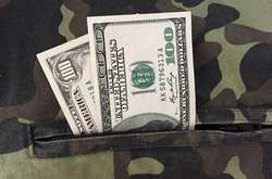 На Запоріжжі затримали секретаря військкомату на хабарі у 35 тисяч 