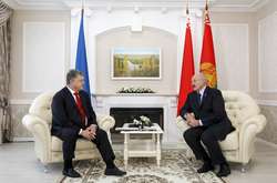 Петро Порошенко і Олександр Лукашенко&nbsp;