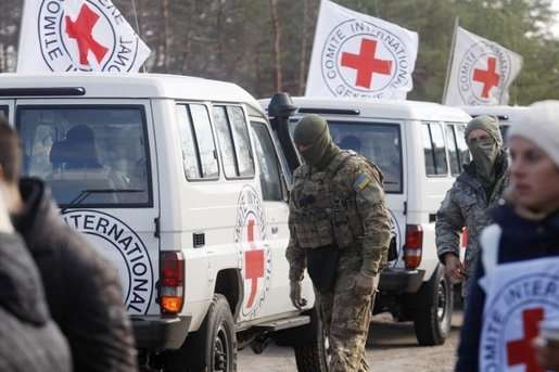 Червоний хрест направив гуманітарну допомогу на окупований Донбас