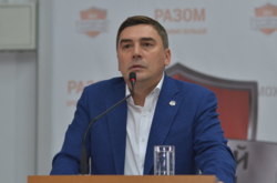 Добродомов іде у президенти