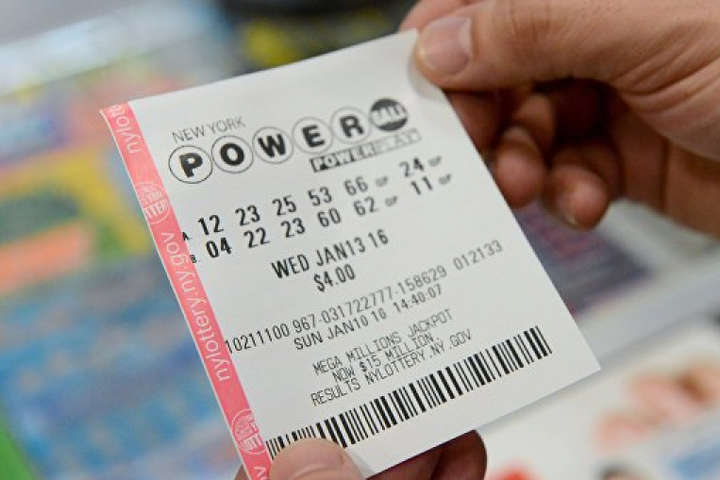 Двоє американців виграли у лотерею 688 мільйонів доларів