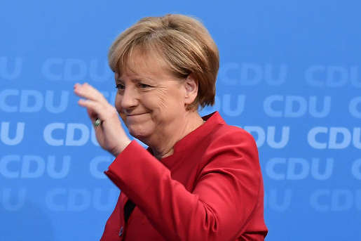 Меркель йде з посади голови партії ХДС - Bloomberg