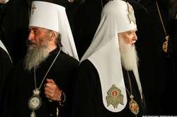 За даними опитування «Хто має очолити об'єднану Українську православну церкву?», більшість експертів проголосували за предстоятеля УПЦ КП Філарета. Кандидатура очільника УПЦ МП Онуфрія не набрала жодного голосу.