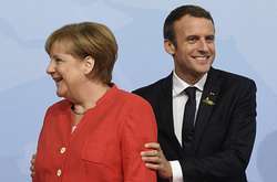 Ангела Меркель та Еммануель Макрон
