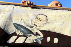 Путін може налякати своїми «страшилками» тільки росіян