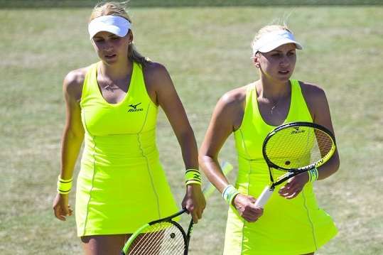 Сестри Кіченок перемагають на старті Малого підсумкового турніру WTA