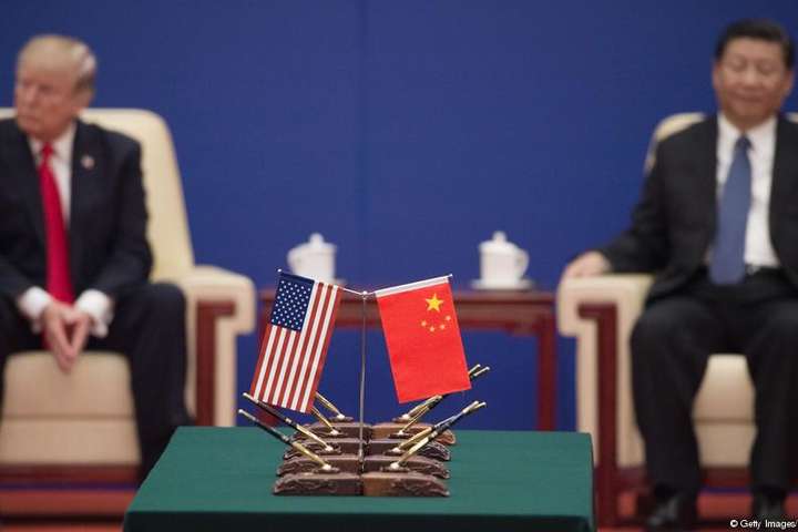 США планують ввести нові мита на китайські товари — Bloomberg