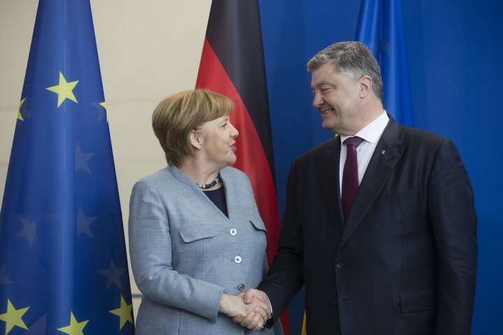На Банковой раскрыли детали будущей встречи Порошенко с Меркель