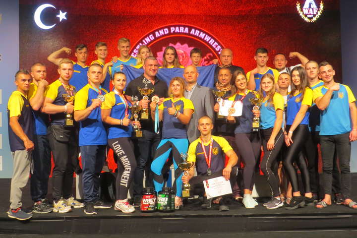 Українці здобули понад 50 медалей на чемпіонаті світу з армспорту