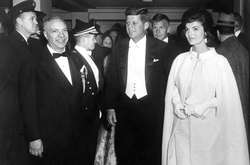 До первой леди: опубликованы редкие снимки юной Джеки Кеннеди