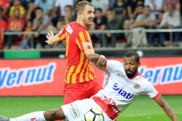 Легенда «Шахтаря» відзначився голом у матчі Кубка Туреччини