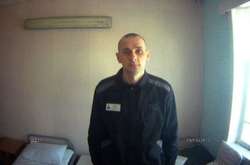 «Я вижив»: Сенцов написав оптимістичний лист із колонії