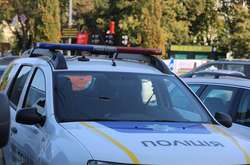 Поліція затримала близько 40 осіб на вулиці Генерала Алмазова