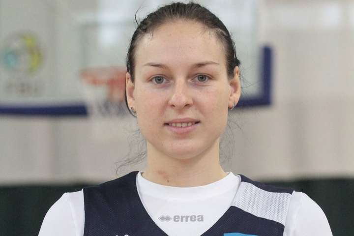 Одна з основних захисників жіночої збірної України з баскетболу знову тренується