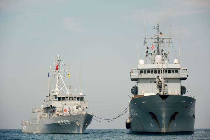 До берегів Грузії прибули п'ять військових кораблів НАТО