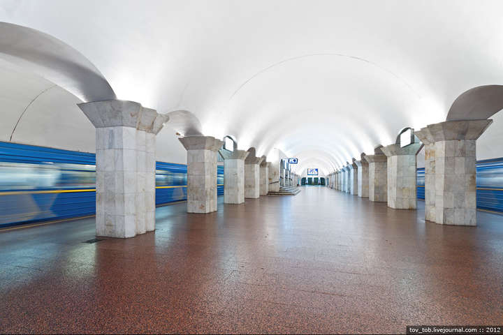 У Києві аноніми «замінували» станцію метро «Майдан Незалежності»