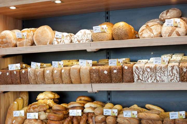 Експерт: до кінця року в Україні подорожчає хліб