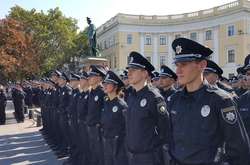 У 2019-му зарплати поліцейських і рятувальників зростуть на 30%