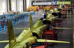 Іран вперше презентував винищувач Kowsar у серпні