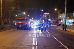 Внаслідок ДТП у столиці повністю заблоковано Шулявський шляхопровід