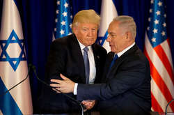  Президент США Дональд Трамп та прем'єр Ізраїлю Беньямін Нетаньягу 