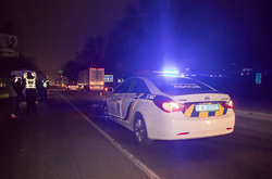 Пішохід перебігав дорогу у недозволеному місці і потрапив під колеса автівки