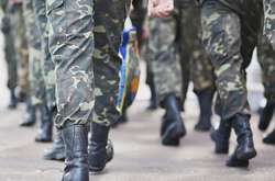 Призовна кампанія у Києві на межі зриву