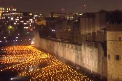 До сторіччя закінчення Першої світової війни в Лондоні запалили тисячі смолоскипів (відео)