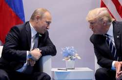  Володимир Путін та Дональд Трамп 