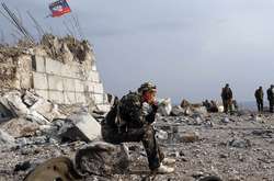 Бойовики на Донбасі підсилюють свої укріплення меблями мирних жителів