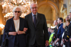 Король Бельгии не признает внебрачую дочь-художницу: суд обязал монарха пройти тест на отцовство