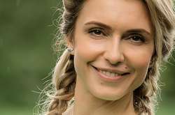 Обычная вода, кокосовое масло и травы: Марина Узелкова раскрыла свои секреты красоты и хорошего самочувствия