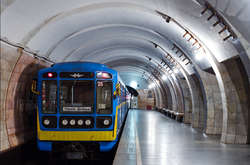 Поїзди слідуватимуть повз станцію «Олімпійська» без зупинки