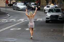 Гонка, останавливающая нацию. Как алкоголь победил австралийских леди на ипподроме