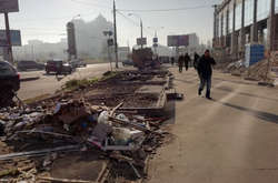 Біля станції метро на Оболоні прибрали МАФи