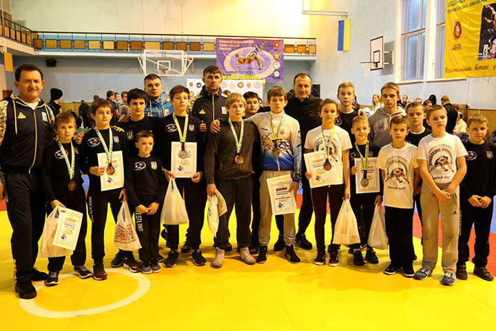 У Тернополі пройшов традиційний юнацький турнір з боротьби