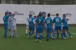 У Росії під час футбольного матчу побилися молоді футболісти (відео)