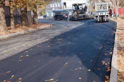 У Вінниці асфальтують вулицю Генерала Арабея 