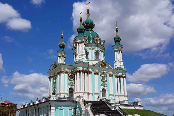 В Україні набув чинності закон про передачу Андріївської церкви Вселенському патріархату