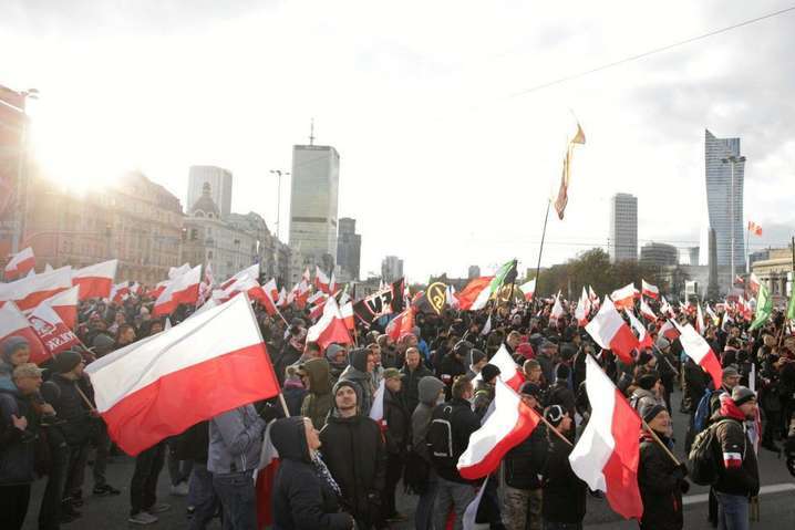 Польща сьогодні відзначає 100-річчя відновлення незалежності
