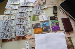 Столичні правоохоронці затримали паркувальну «мафію»