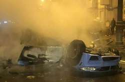 Потрійна ДТП в Харкові: BMW перекинулася і загорілася (відео)