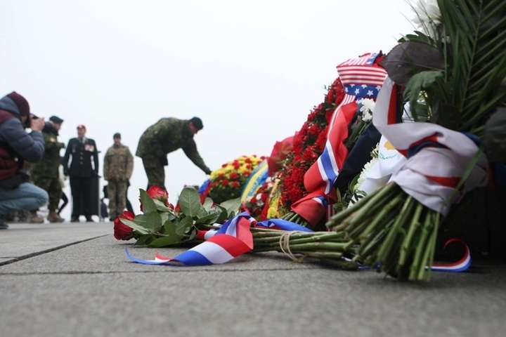 У Києві вшанували пам‘ять загиблих у військових конфліктах