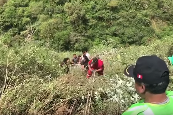 У Перу автобус з юнацькою футбольною командою впав у прірву, є загиблі