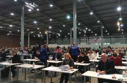 Кандидати здають тести у «КиївЕкспоПлаза»